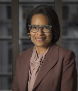 de'ana dow bio photo